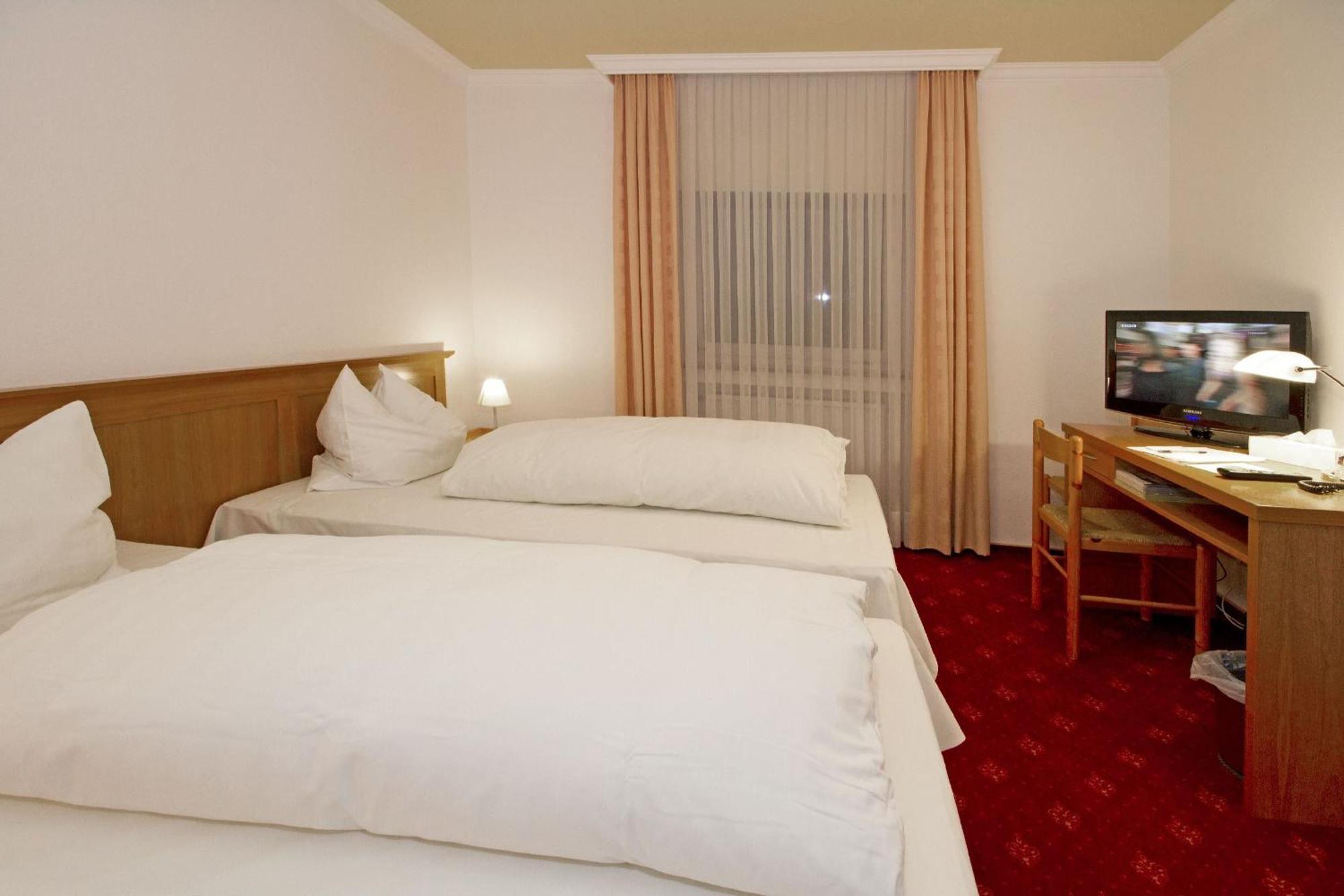 Hotel Mennicken Würselen Eksteriør bilde