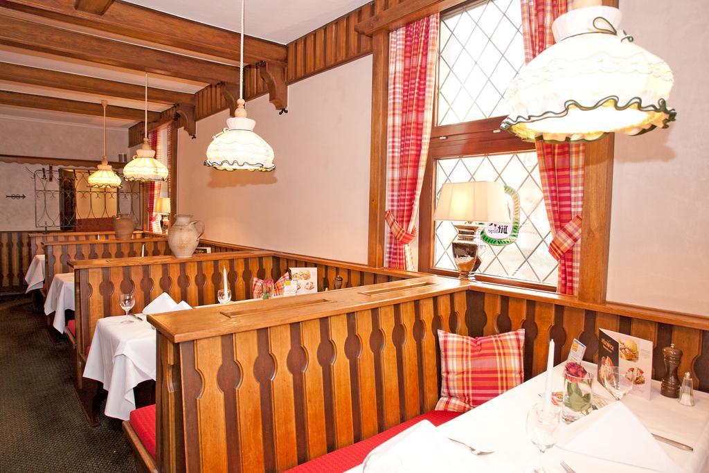 Hotel Mennicken Würselen Eksteriør bilde
