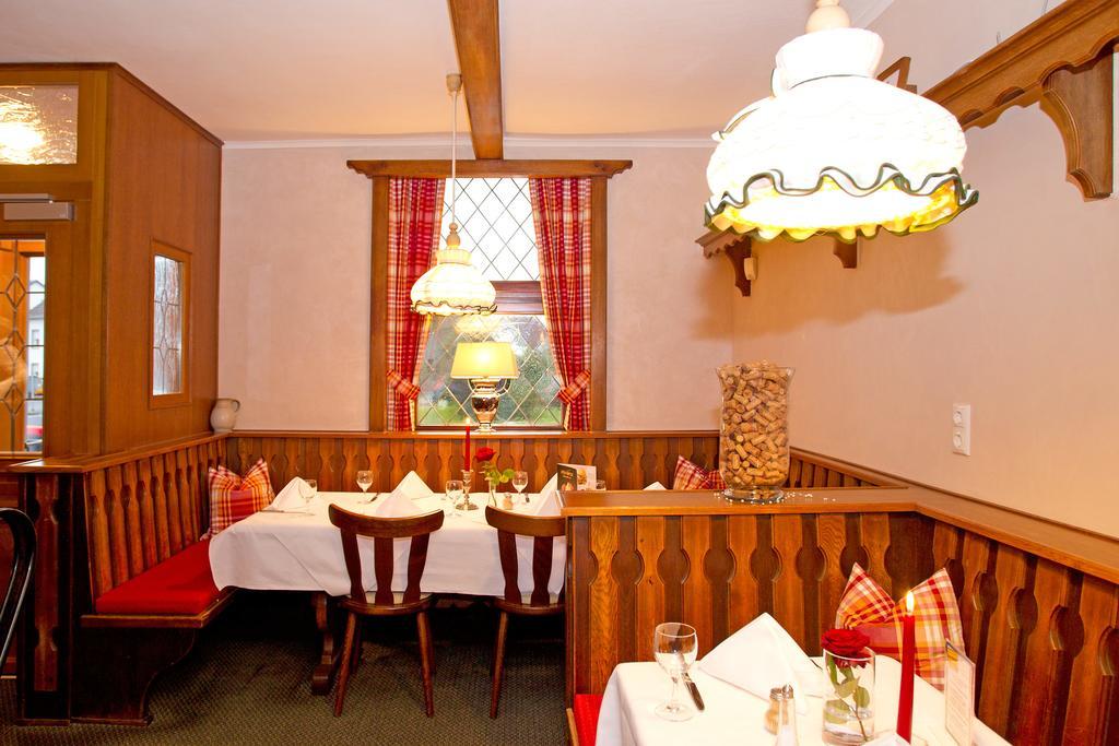 Hotel Mennicken Würselen Eksteriør bilde